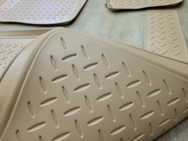 Коврики в салон GAZ Volga Siber (2008-н.в.) с бежевый